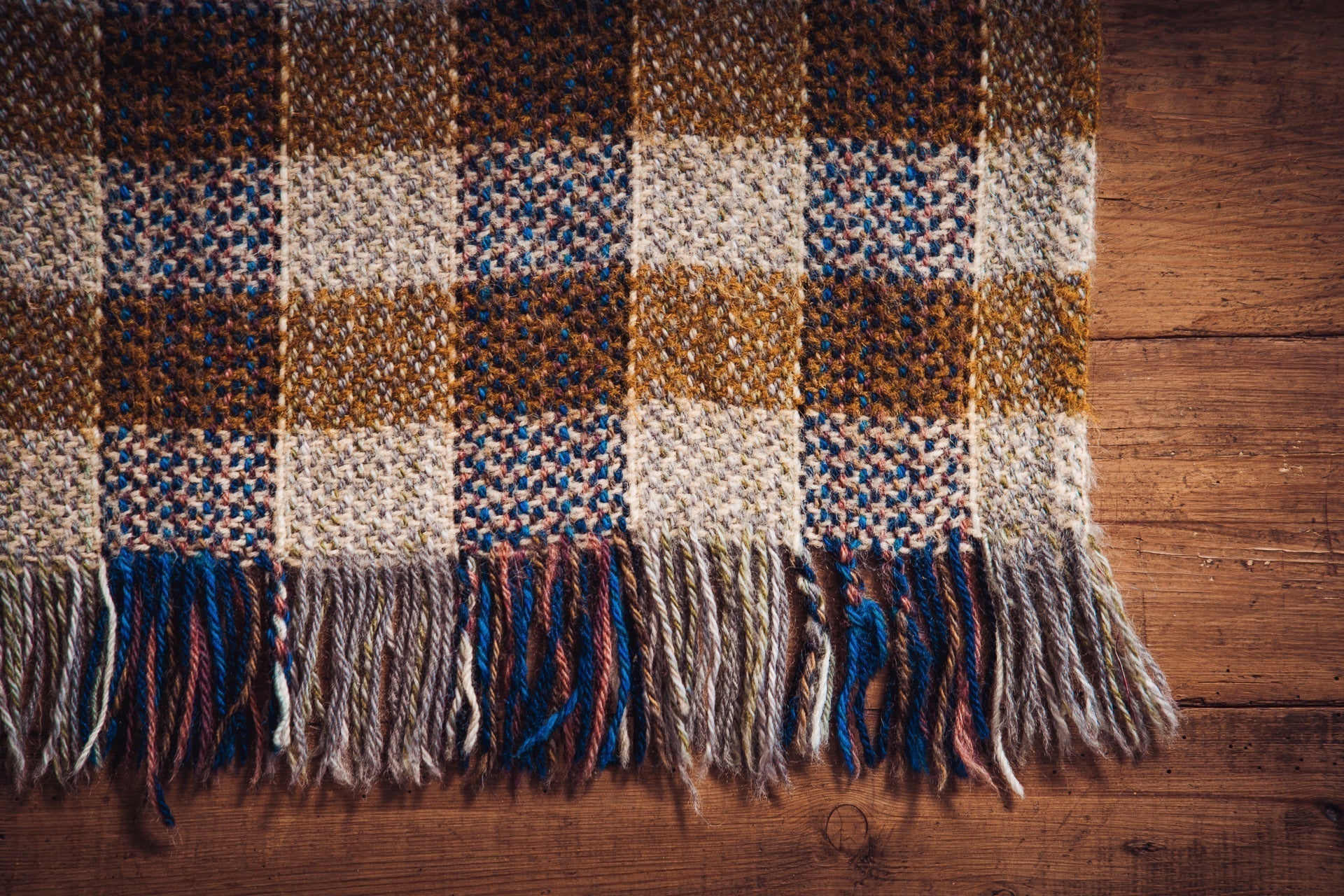 Rug - Antique handwoven in Bulgaria - R38
