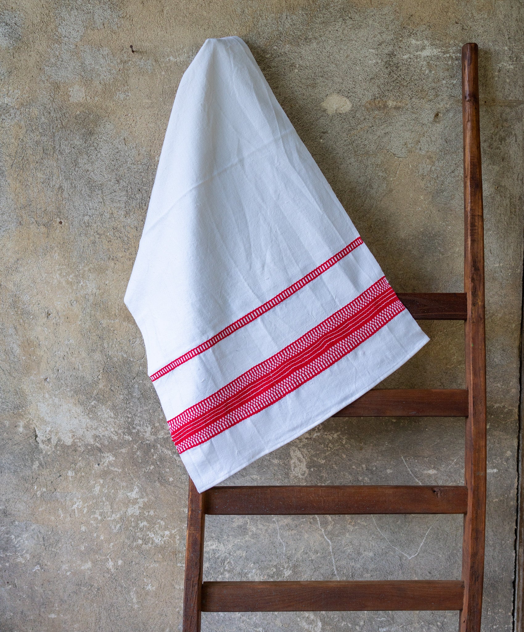 Towel: Handwoven antique Hungarian hemp - T091