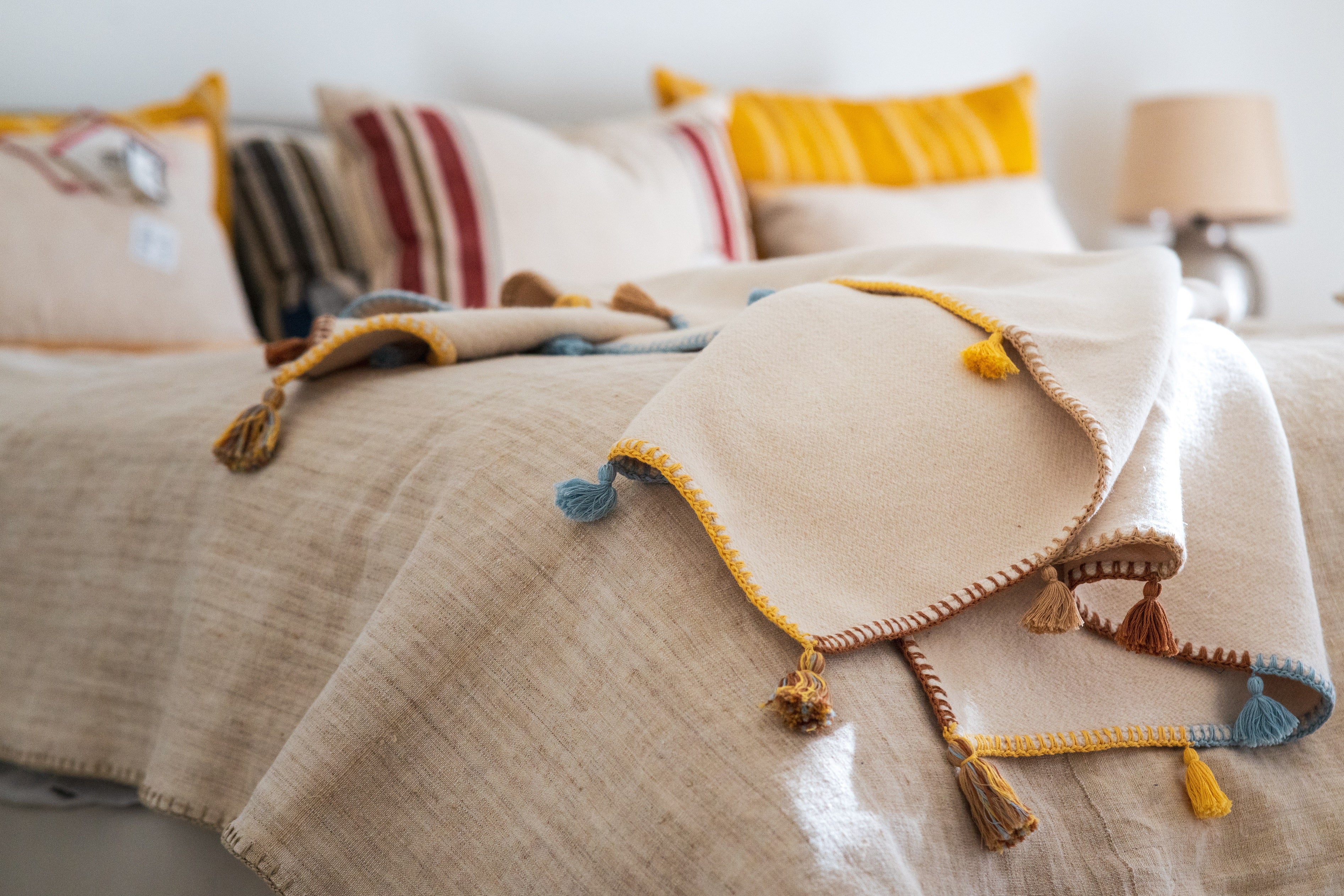 Throw: Eco-cotton with tassels - TH80