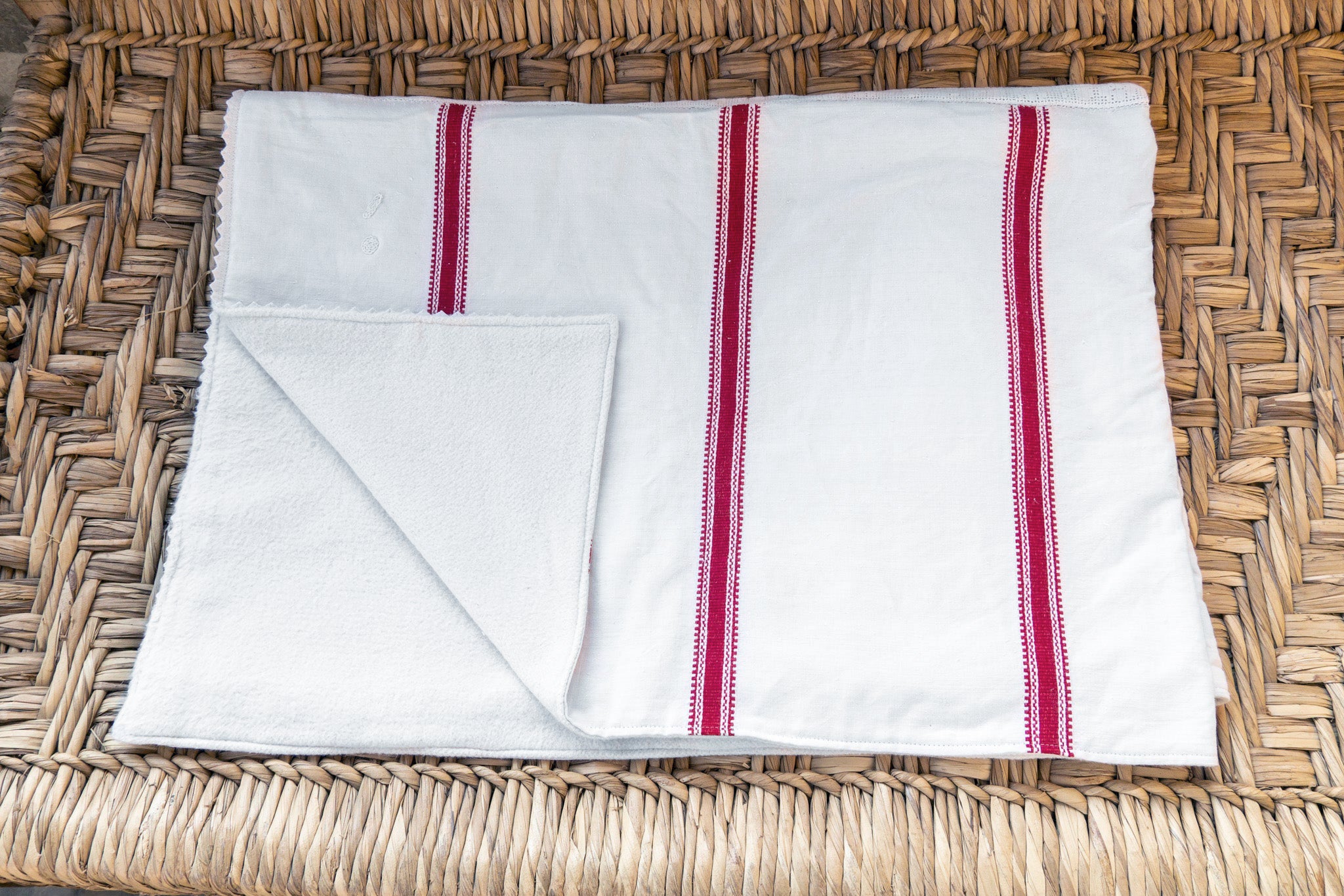 Throw: Antique Hungarian hemp with eco-cotton back - TH41