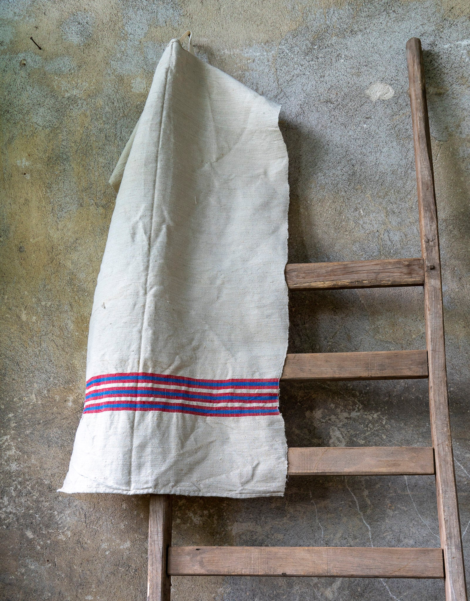 Towel: Handwoven antique Hungarian cotton and hemp - T59