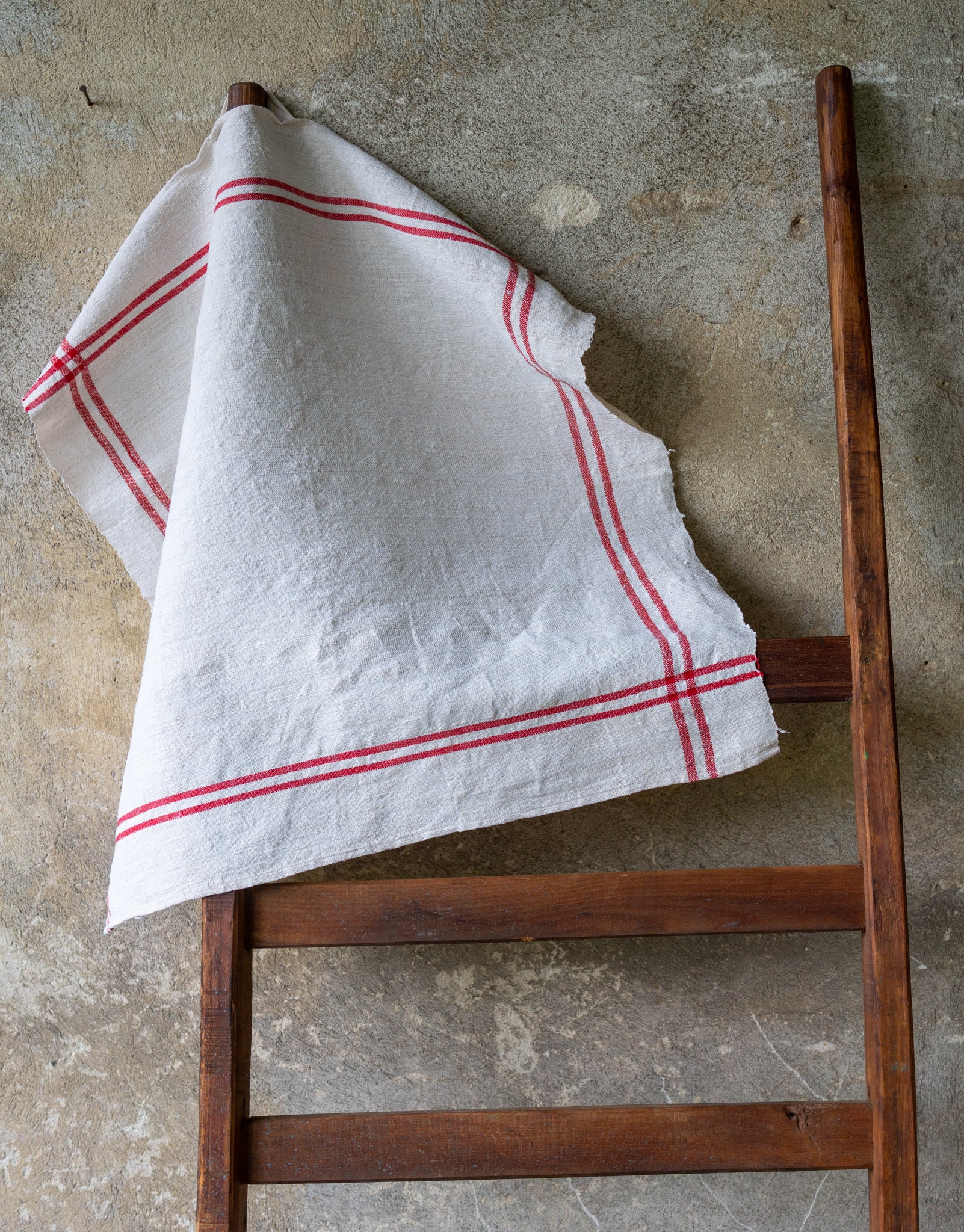 Towel: Handwoven antique Hungarian hemp - T111