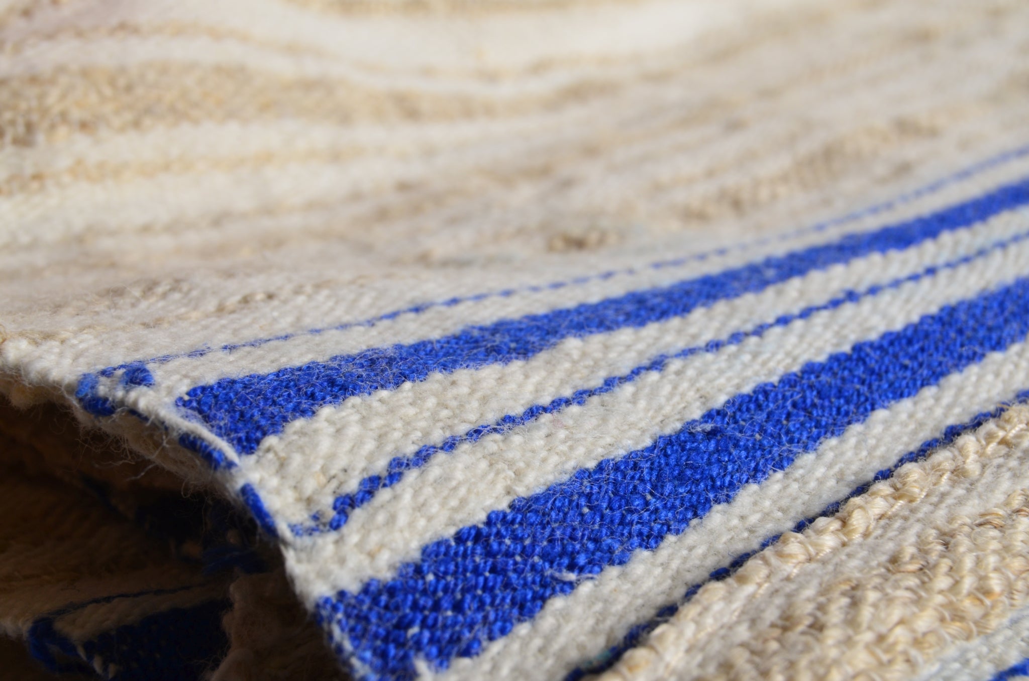 Place Mat Set : Antique handwoven Bulgarian cotton - TW123