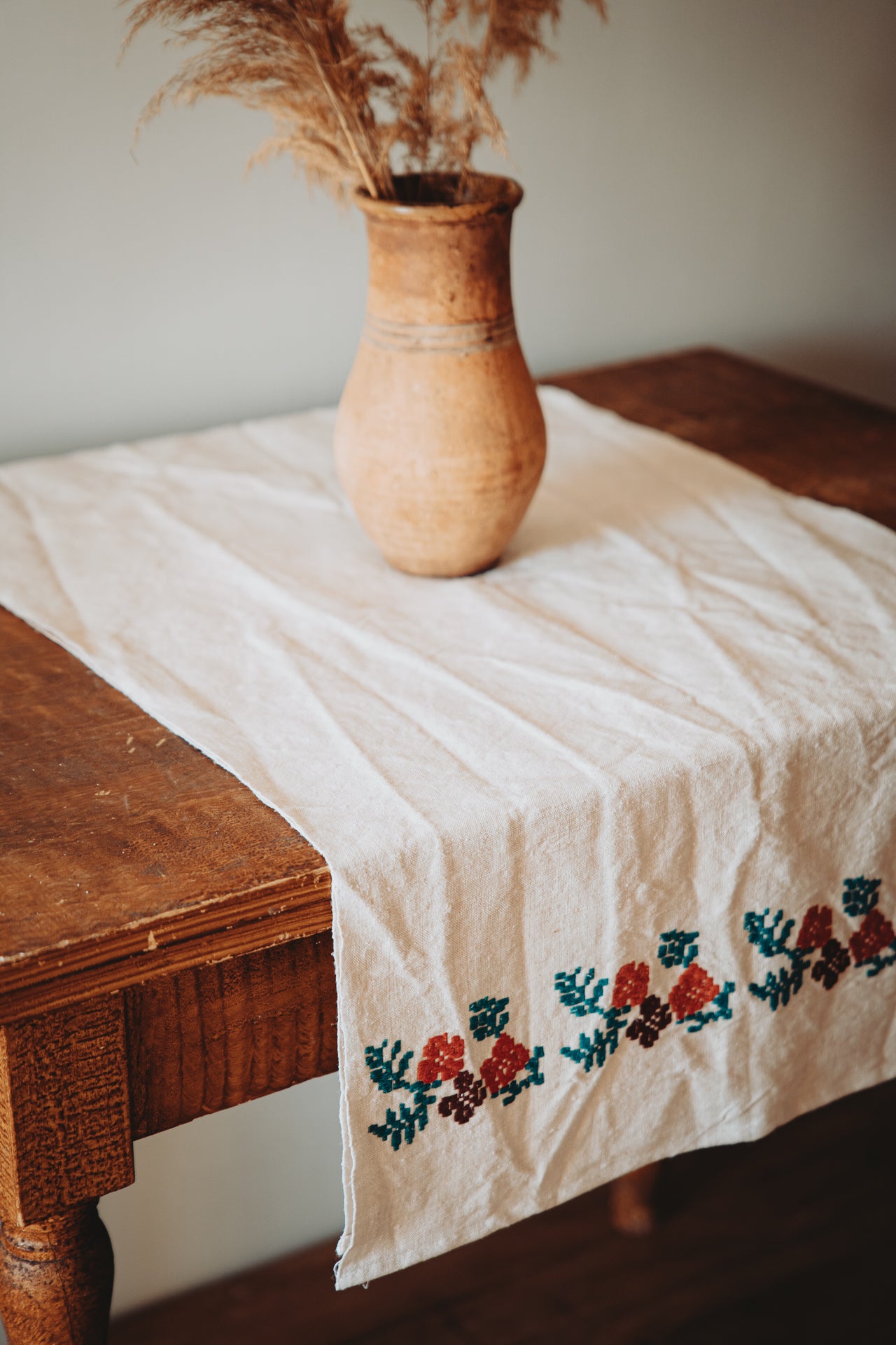 Table runner: Antique handwoven Hungarian hemp - T107